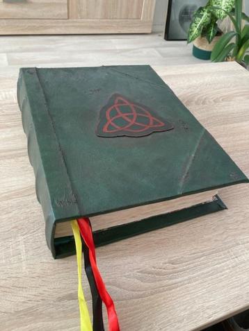 Charmed - Book of Shadows replica beschikbaar voor biedingen