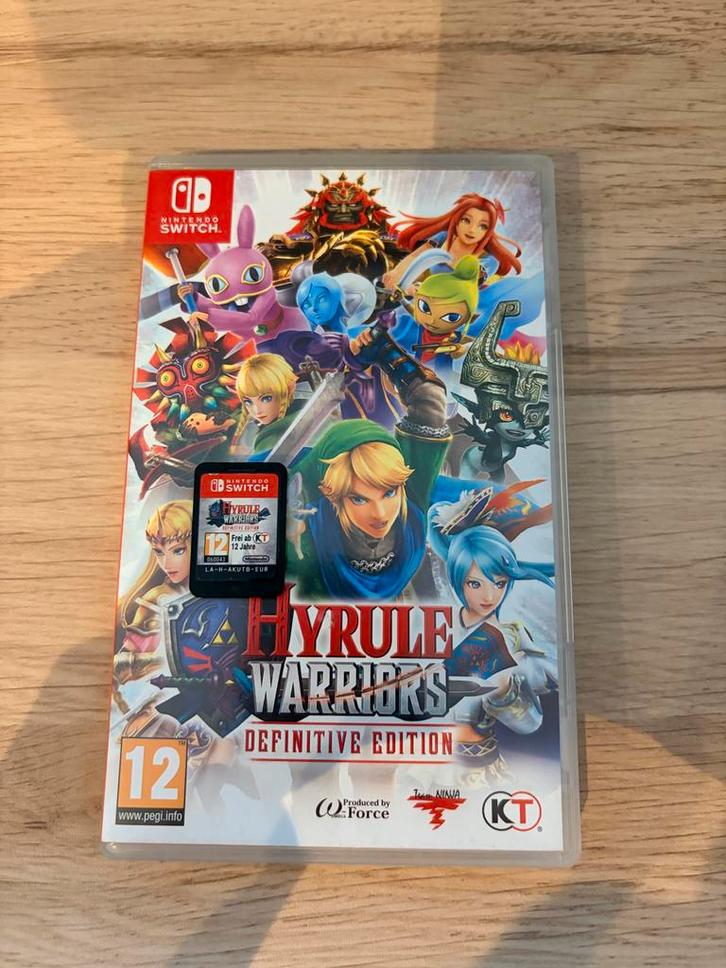 Hyrule Warriors: Definitive Edition - Nintendo Switch, Spelcomputers en Games, Games | Nintendo Switch, Zo goed als nieuw, Avontuur en Actie