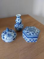 Chinees porseleinen vaasje, pillen- en sieradendoosje, Ophalen of Verzenden