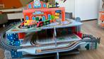 Zeer complete speelset GROOT treinstation, Kinderen en Baby's, Speelgoed | Houten speelgoed, Ophalen, Gebruikt, Overige typen