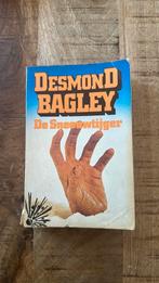 De Sneeuwtijger - Desmond Bagley Thriller, Ophalen of Verzenden, Gelezen, Nederland