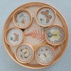 Vintage dienblad & onderzetters met vlinders / kant, Ophalen of Verzenden, Zo goed als nieuw, Glas of Kopje