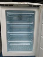 NoFrost tafelmodel vrieskast 85x60 cm. Inhoud vriezer 100 L, Witgoed en Apparatuur, Vriezers en Diepvrieskisten, Ophalen, Zo goed als nieuw