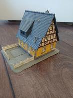Modelhuis met hek, Ophalen of Verzenden, Zo goed als nieuw, Overige typen
