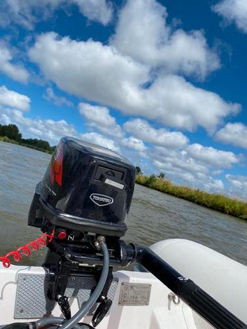 Zeldzame 8pk tohatsu 2 takt in topstaat. beschikbaar voor biedingen