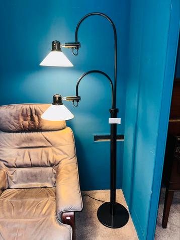 Vintage Copini vloerlamp in prachtige staat beschikbaar voor biedingen