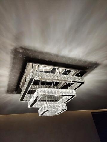 Vier chique plafondlampen (led technologie)  in goede staat beschikbaar voor biedingen