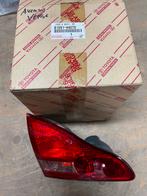 Toyota avensis verso linker kofferbak lamp nieuw, Ophalen of Verzenden, Nieuw, Toyota
