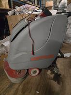 Elektrische Schoonmaakmachine - Accu Vervangen, Ophalen of Verzenden, Gebruikt, Schrobmachine