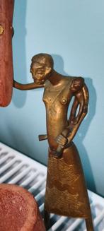 Collectible African bronze statue Woman with a baby, Ophalen of Verzenden