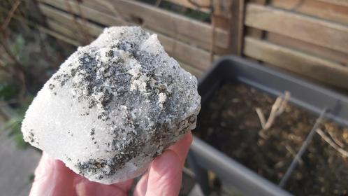 Ri02 Pyriet op Fluoriet Kwarts Mine de Fontsante Frankrijk, Verzamelen, Mineralen en Fossielen, Mineraal, Ophalen of Verzenden