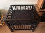 Zwarte Bopita box met matras, Kinderen en Baby's, Boxen, Ophalen, Zo goed als nieuw, Rechthoekig, In hoogte verstelbaar
