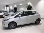 Toyota Yaris 1.5 Full Hybrid Aspiration, Auto's, Gebruikt, 4 cilinders, 49 €/maand, Bedrijf