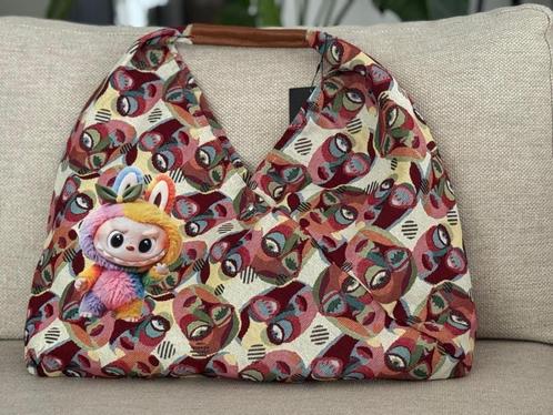 Shopper in verschillende kleuren met Labuba popje erop., Sieraden, Tassen en Uiterlijk, Tassen | Damestassen, Nieuw, Shopper, Overige kleuren