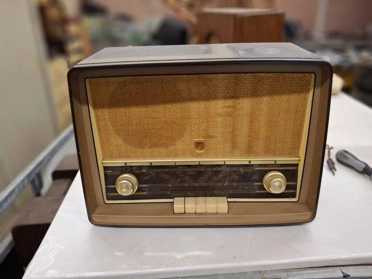 Vintage Philips Radio - Klassieker!, Audio, Tv en Foto, Radio's, Gebruikt, Radio, Ophalen of Verzenden
