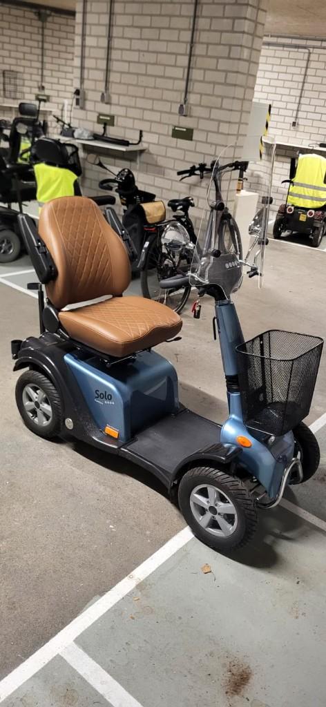 SOLO 4 Blue Diamond (2024) – 334 km – zo goed als nieuw, Diversen, Brommobielen en Scootmobielen, Zo goed als nieuw, Life and Mobility