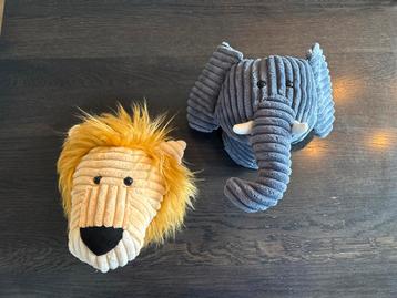 Dierenkoppen Leeuw & Olifant voor Kinderkamer beschikbaar voor biedingen