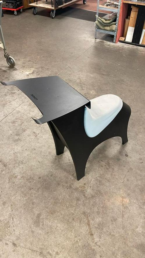 Lande design - Toro stoel/ kruk/ zitmeubel, Huis en Inrichting, Tafels | Salontafels, Zo goed als nieuw, Minder dan 50 cm, Rond