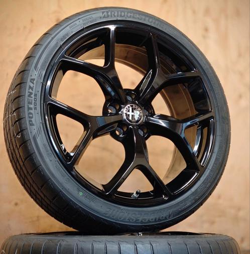 Org. 19" Alfa Romeo Giulia velgen zomer Bridgestone, Auto-onderdelen, Banden en Velgen, Banden en Velgen, Zomerbanden, 19 inch