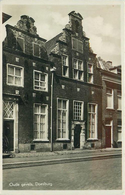 (387-233-021) Doesburg Oude Gevels, Verzamelen, Ansichtkaarten | Nederland, Gelderland, Verzenden