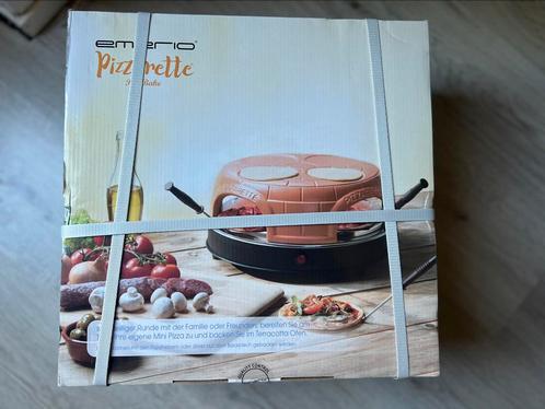 Nieuwe Pizzarette 4-persoons.geseald in doos, nooit gebruikt, Huis en Inrichting, Keuken | Keukenbenodigdheden, Nieuw, Ophalen