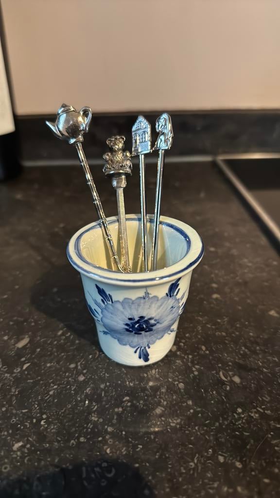 Gratis Nederlands potje met 4 theelepels, Ophalen of Verzenden