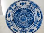 Mooi Vol geschilderd Delftsblauw Bord (  Porceleyne Fles ), Antiek en Kunst, Ophalen of Verzenden