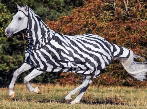 T.E.A.B. NIEUWE, Bucas zebra full neck vliegendeken., Dieren en Toebehoren, Paarden en Pony's | Dekens en Dekjes, Zo goed als nieuw