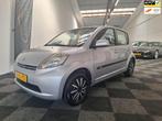 Daihatsu Sirion 2 2005. Trend uitv. NWE Koppeling. 69.000 km, Auto's, Daihatsu, Voorwielaandrijving, Stof, Gebruikt, Bedrijf