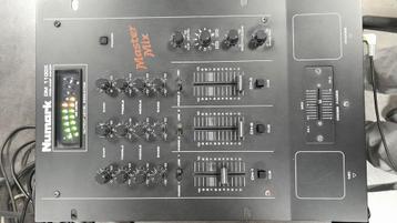 Numark Pre-Amp Mixer DM-1100x beschikbaar voor biedingen