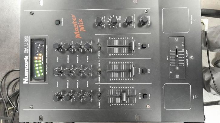 Numark Pre-Amp Mixer DM-1100x, Muziek en Instrumenten, Mengpanelen, Gebruikt, Minder dan 5 kanalen, Ophalen