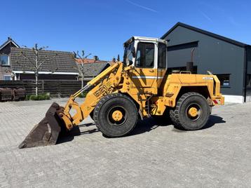 Liebherr L521 Shovel. Puin-bak. 2X Hydr functie. (bj 1989) beschikbaar voor biedingen