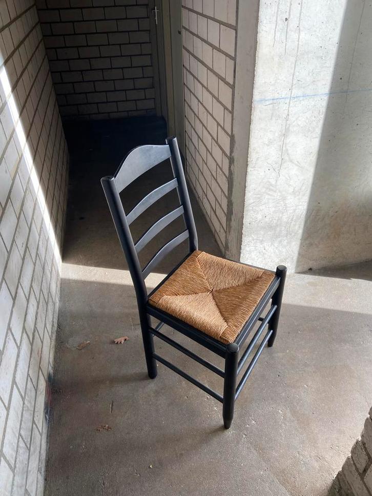 Set van 4 zwarte stoelen met rieten zitting, Huis en Inrichting, Stoelen, Gebruikt, Vier, Hout, Zwart, Ophalen