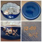 Prachtig vintage schaaltje met geschulpte rand met roosje., Antiek en Kunst, Antiek | Keramiek en Aardewerk, Ophalen of Verzenden