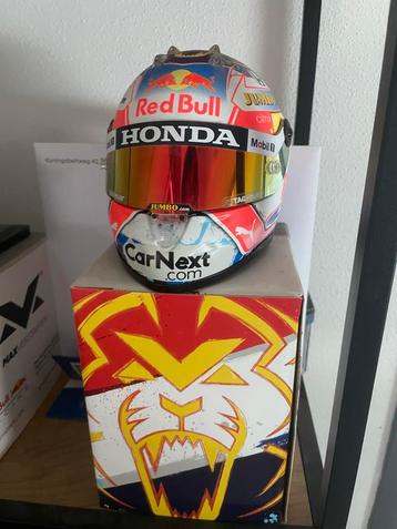 Max Verstappen 1:2 Helm 2021 Zandvoort beschikbaar voor biedingen