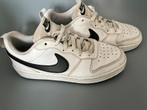 Nike sneakers mt 37,5, Ophalen of Verzenden, Zo goed als nieuw, Sportschoenen