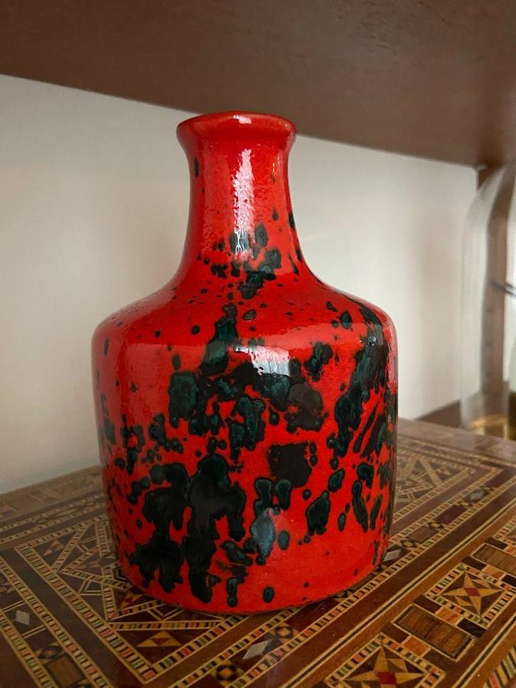 Vintage Rood groene Keramische Vaas, Antiek en Kunst, Antiek | Vazen, Ophalen of Verzenden
