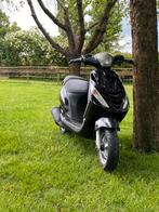 Piaggio Zip 2000 125cc, Fietsen en Brommers, Scooters | Piaggio, Ophalen, Zo goed als nieuw, Zip