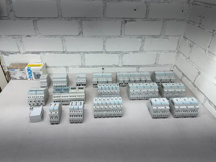 Partij Hager relais, Doe-het-zelf en Verbouw, Elektra en Kabels, Gebruikt, Overige typen, Ophalen of Verzenden