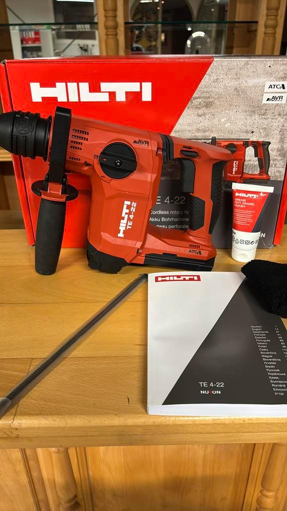 3 x HILTI ACCU BOORHAMER NIEUW TE4-22, Doe-het-zelf en Verbouw, Gereedschap | Boormachines, Zo goed als nieuw, Boor- en/of Breekhamer