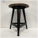 Oud industrieel krukje, Rowac stijl / Bauhaus, Ophalen, Gebruikt, Nb, Nb