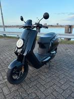 Niu NQI sport, Fietsen en Brommers, Scooters | Overige merken, Ophalen, Zo goed als nieuw, Elektrisch