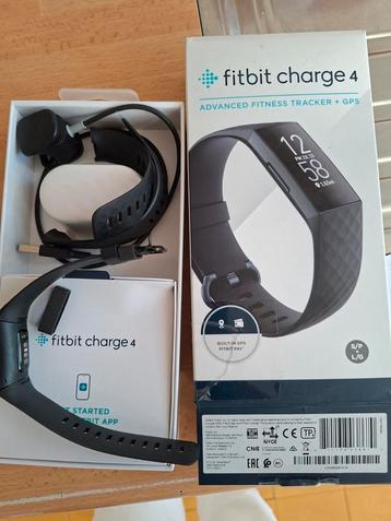Fitbit 4 oplader en armband izgs beschikbaar voor biedingen