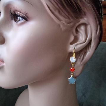 Goudkleurige 0orbellen met amazoniet en kristal beschikbaar voor biedingen