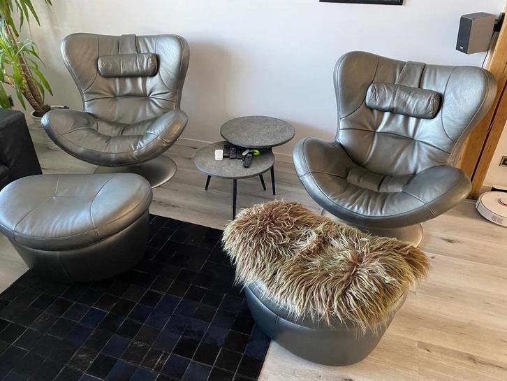 2 design Natuzzi lederen fauteuils + hockers - Topstaat!, Huis en Inrichting, Fauteuils, Zo goed als nieuw, Leer, 75 tot 100 cm