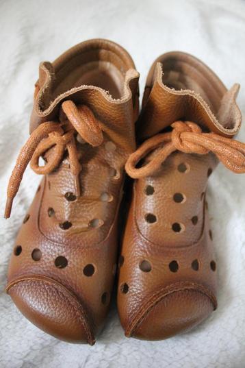 schoenen 37 bruin leer leder met gaatjes beschikbaar voor biedingen