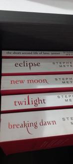 4 boeken van Stephenie Meyer - zgan, Boeken, Ophalen of Verzenden, Zo goed als nieuw, Stephenie Meyer