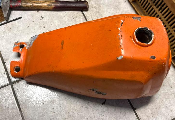 Derbi FDS Tank, Fietsen en Brommers, Brommeronderdelen | Oldtimers, Gebruikt, Overige merken, Tank, Ophalen of Verzenden