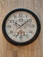 Wandklok met Wereldkaart Design, Verzenden, Zo goed als nieuw, Analoog, Wandklok