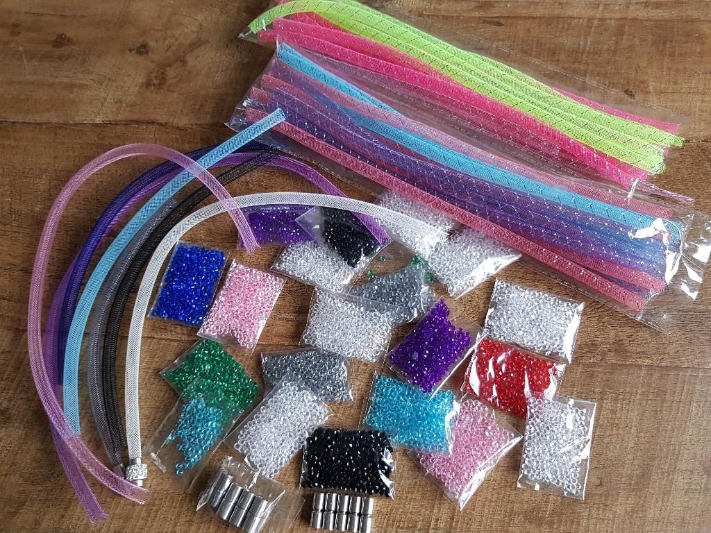 DIY tube armbanden pakket incl magneetslotjes, Ophalen of Verzenden, Zo goed als nieuw, Overige typen